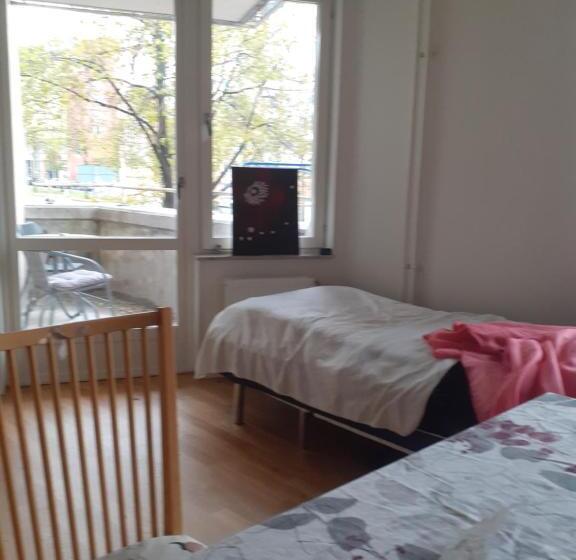 مبيت وإفطار Konstnärsstudio M Balkong