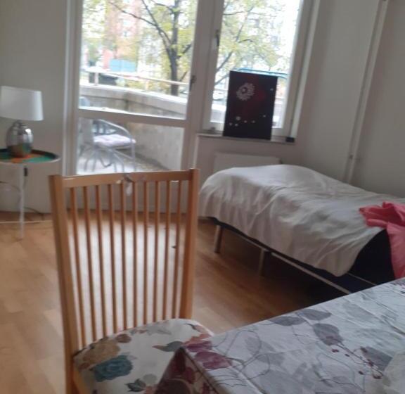 مبيت وإفطار Konstnärsstudio M Balkong