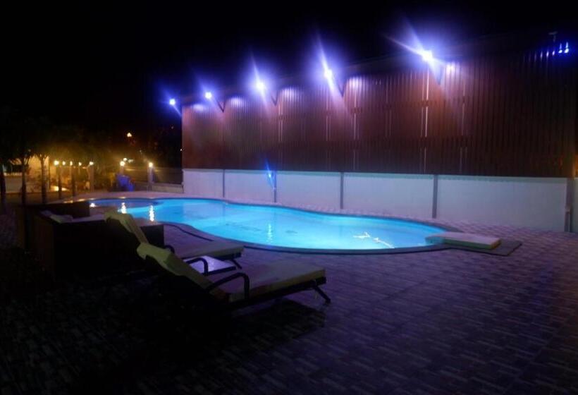 Hotel คลิ๊กรีสอร์ท