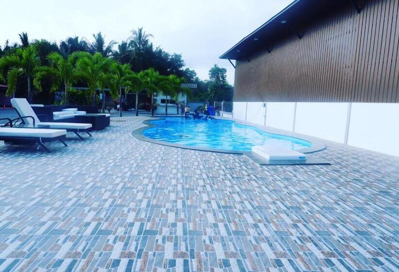 Hotel คลิ๊กรีสอร์ท