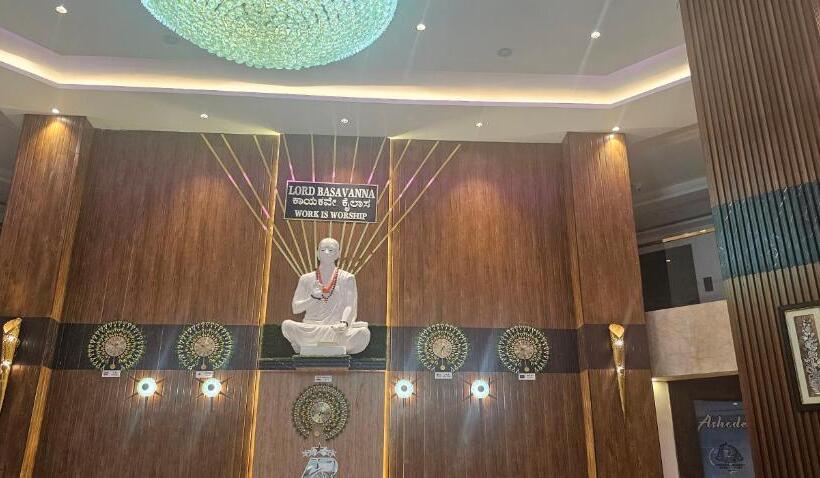 ホテル Ashodev Residency