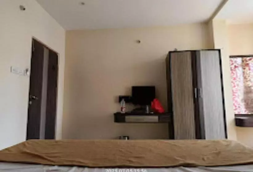 ホテル Balaji Grand Telangana