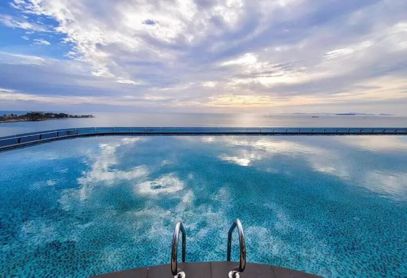 ホテル Blue Bay Oceanview Residence