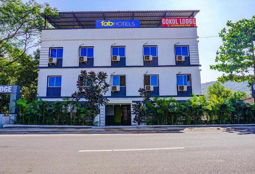 Fabhotel Gokul Lodge