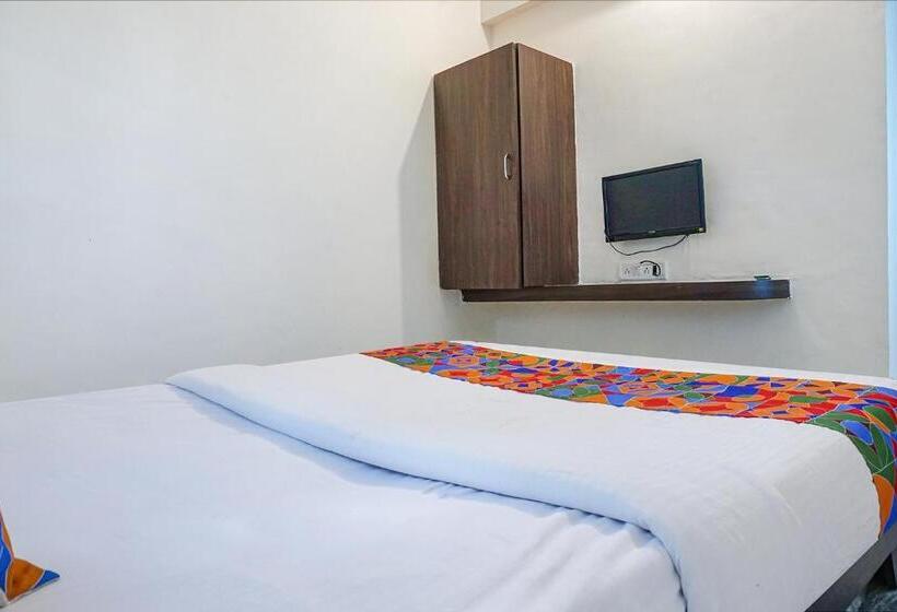 Fabhotel Gokul Lodge