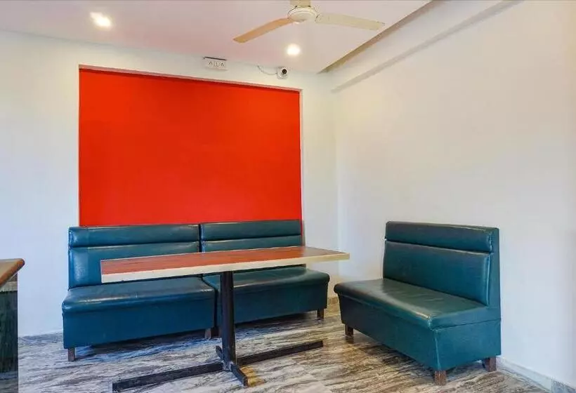 Fabhotel Gokul Lodge