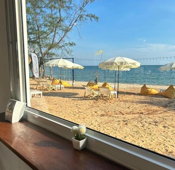 酒店 Creamii Cafe Beach Rayong