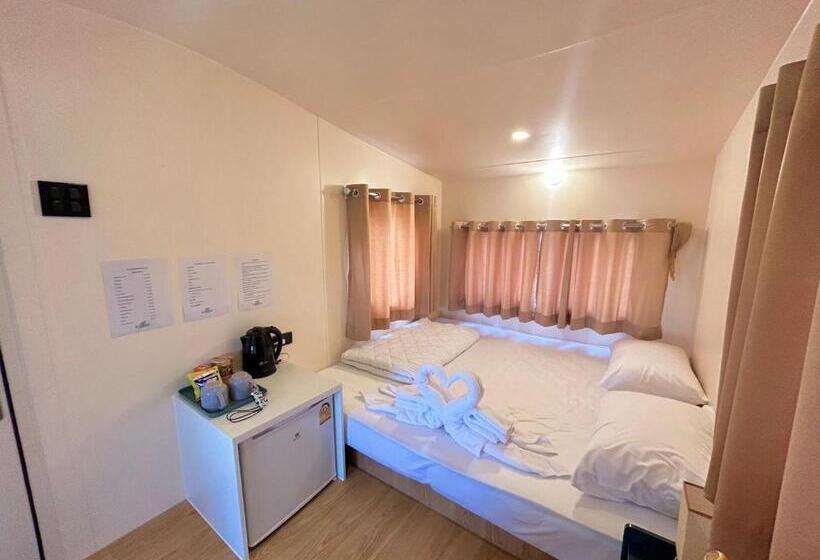 酒店 Creamii Cafe Beach Rayong