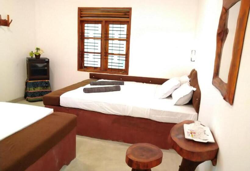 Hotel Yonan River Face