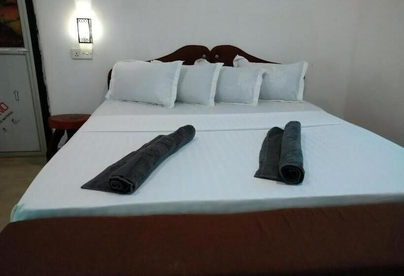 Hotel Yonan River Face