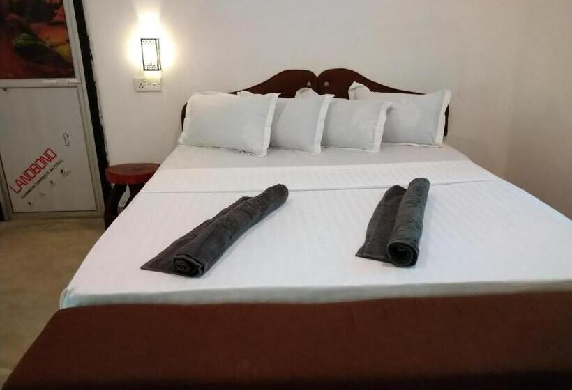 Hotel Yonan River Face