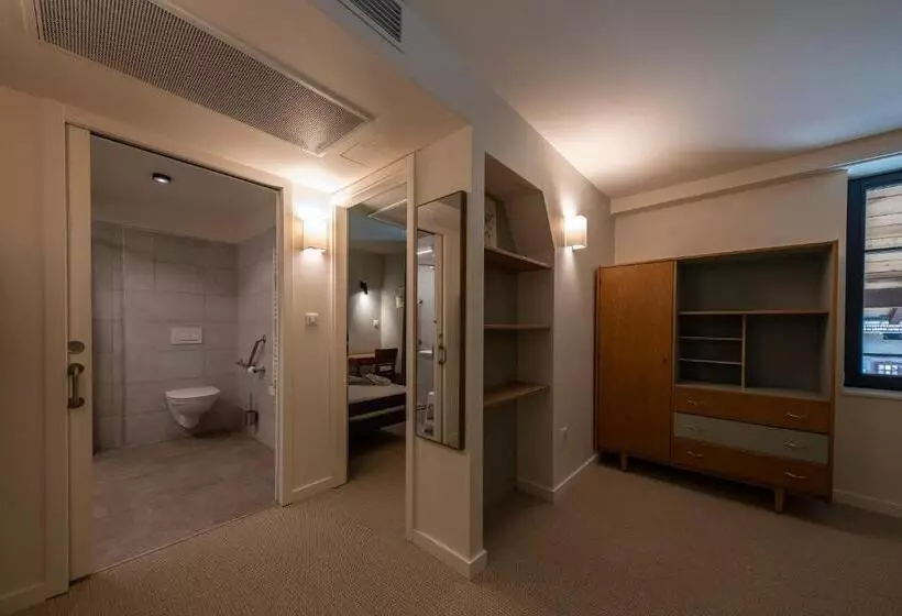 Hotelli Hôtel Du Domaine Saint Loup