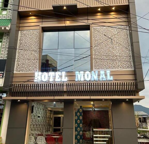 Hotel Monal