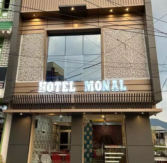 ホテル Monal