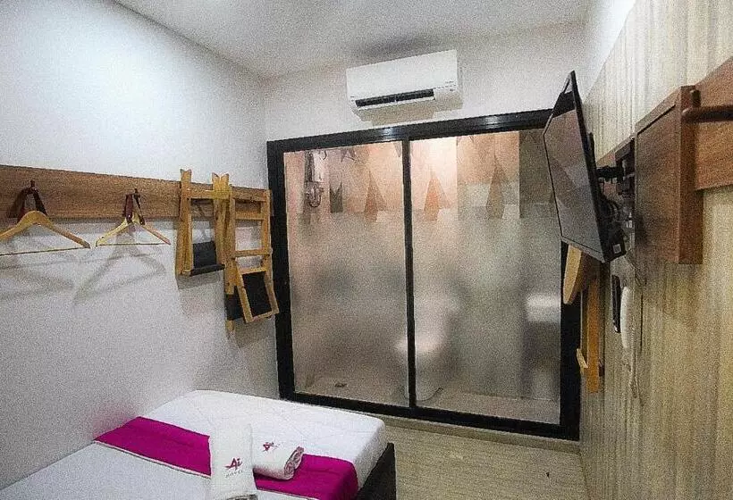 ホテル Oyo 1030 Ai