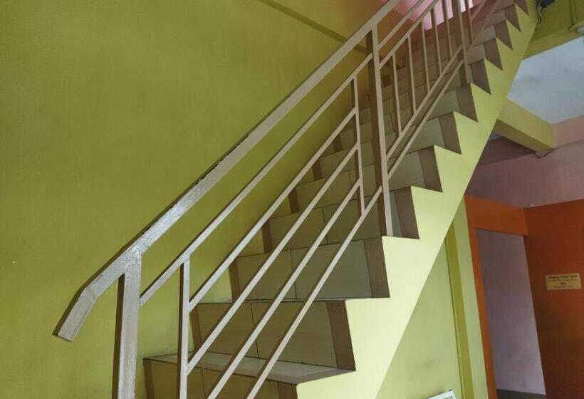 בית מלון כפרי Oyo 93306 Penginapan Permata Hijau Syariah