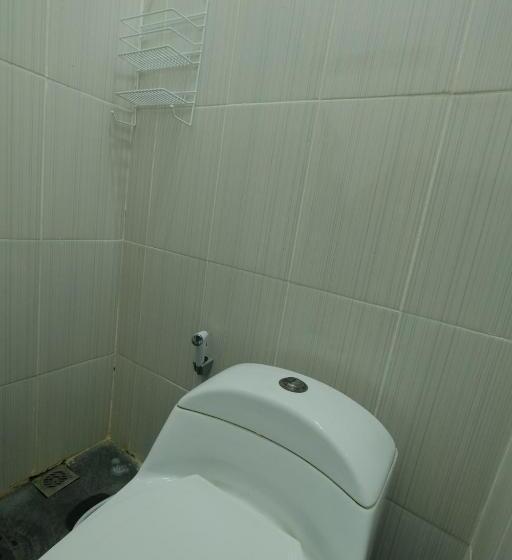 בית מלון כפרי Oyo 93306 Penginapan Permata Hijau Syariah