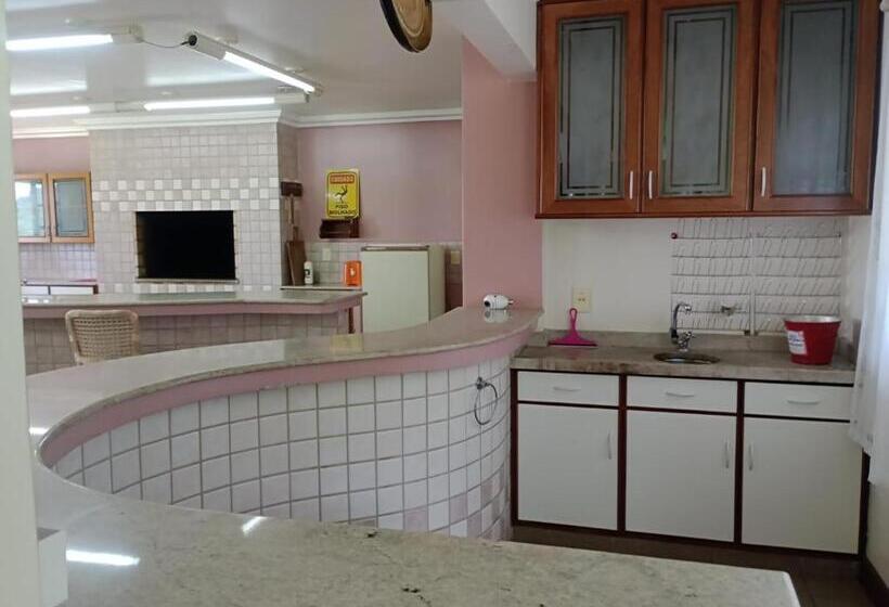 هتل & Pousada Rancho Bicho Solto