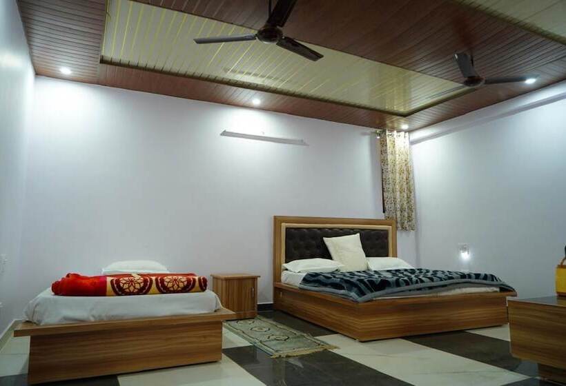 Hotel Shri Anand