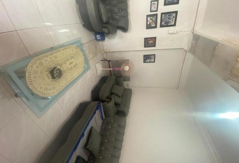 Hotel Spot On 93312 Homestay Orange