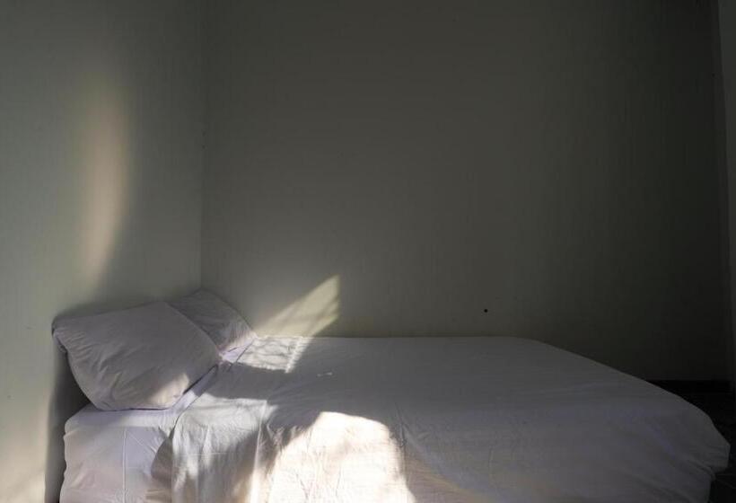 Hotel Spot On 93312 Homestay Orange