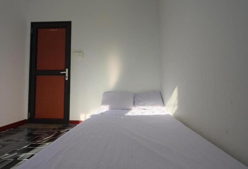 Hotel Spot On 93312 Homestay Orange