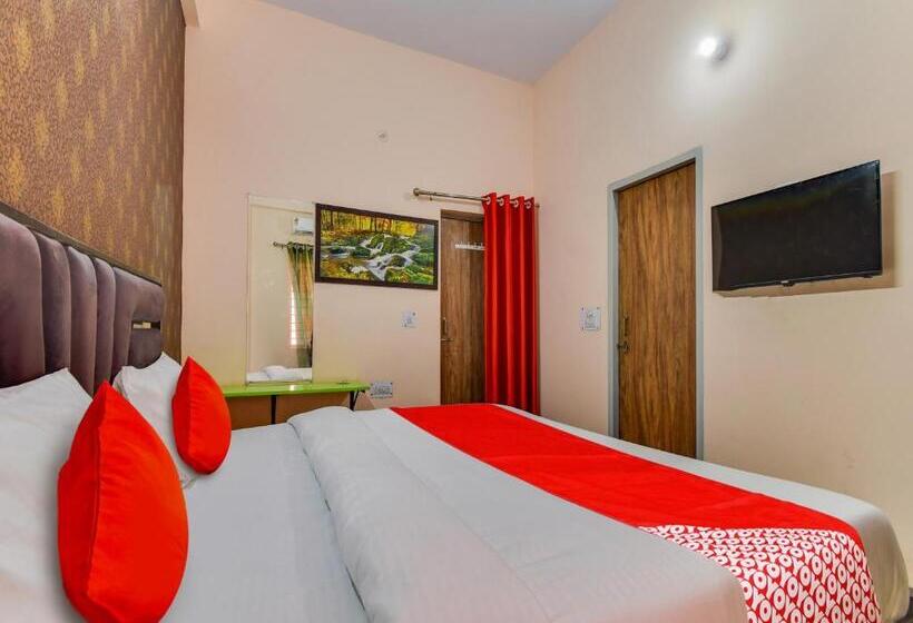 בית מלון כפרי Vrindavan