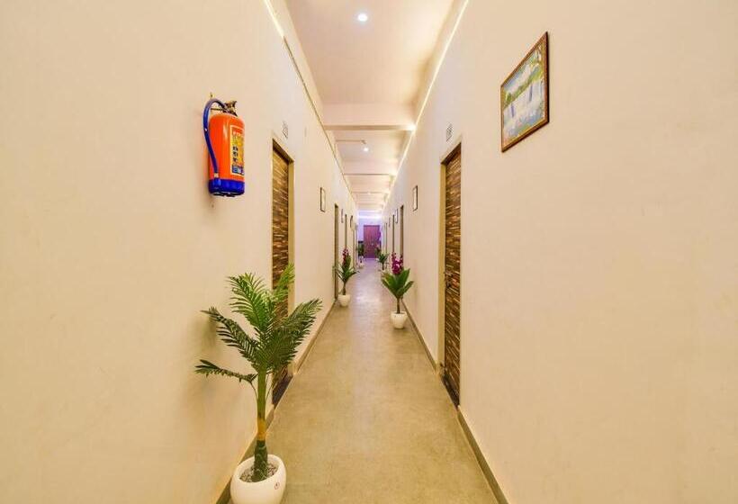 בית מלון כפרי Vrindavan