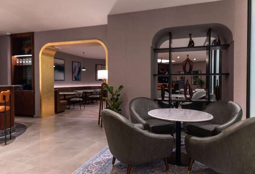 Radisson Blu Hotel, Amman Galleria Mall