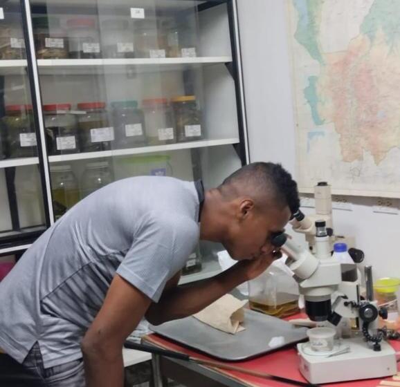 هاستل Hostal Herping Bahia Solano Tour