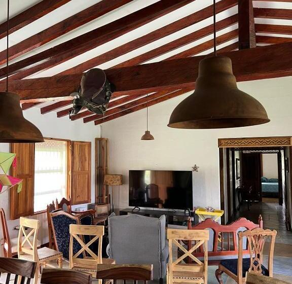 فندق صغير Spanglish Colombia