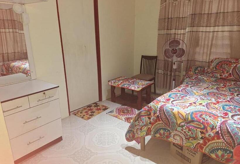 Bed and Breakfast Awesome Stay