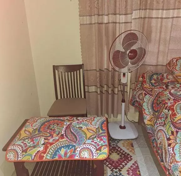 تختخواب و صبحانه Awesome Stay