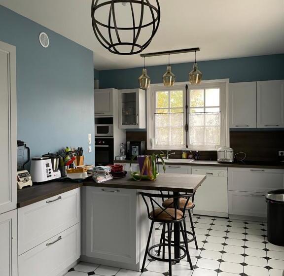 تختخواب و صبحانه Le Bois Perrin