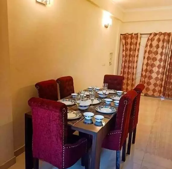 Bed and Breakfast Staymaker Durgapur