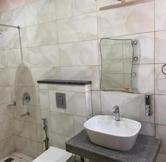 Bed and Breakfast Staymaker Durgapur
