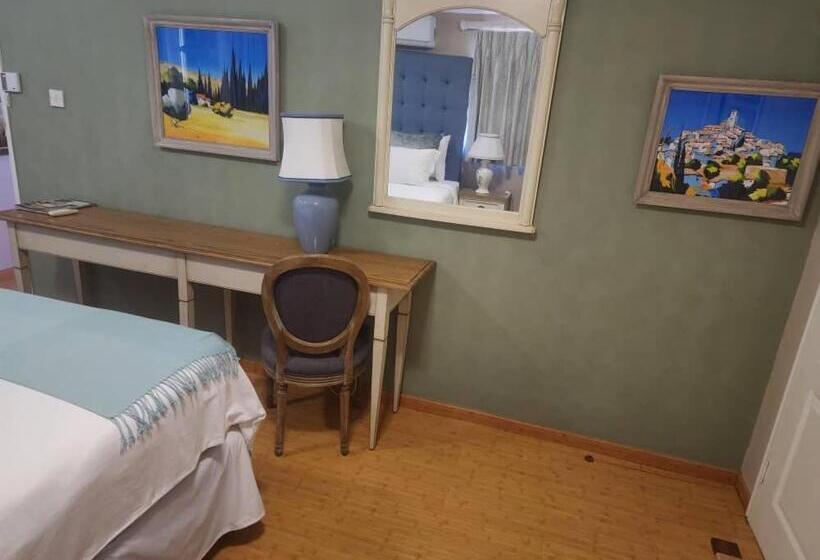 تختخواب و صبحانه Stone Town Guesthouse