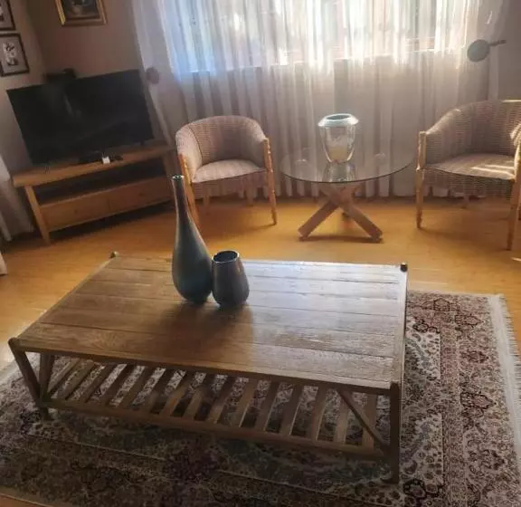 تختخواب و صبحانه Stone Town Guesthouse