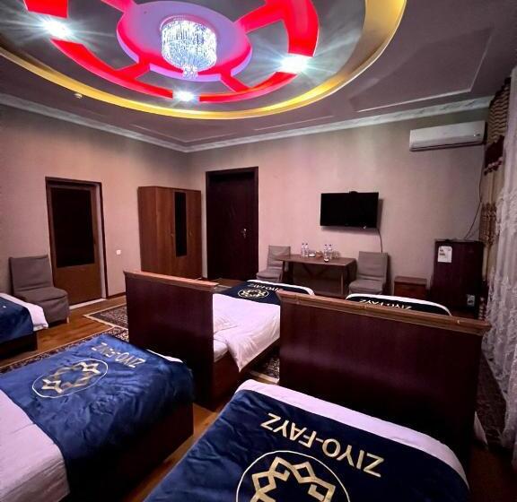 مبيت وإفطار Ziyo Fayz