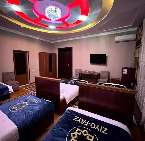 تختخواب و صبحانه Ziyo Fayz