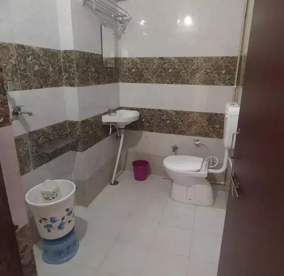 ホテル O Girdharwal Resort