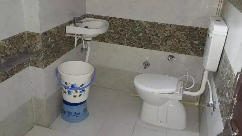 ホテル O Girdharwal Resort