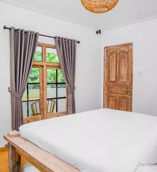 ホテル Bali Invest Living