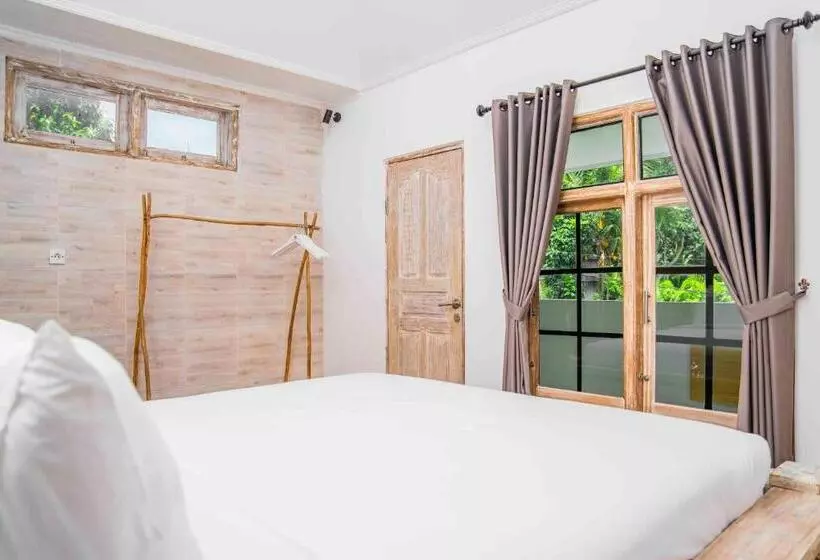 ホテル Bali Invest Living