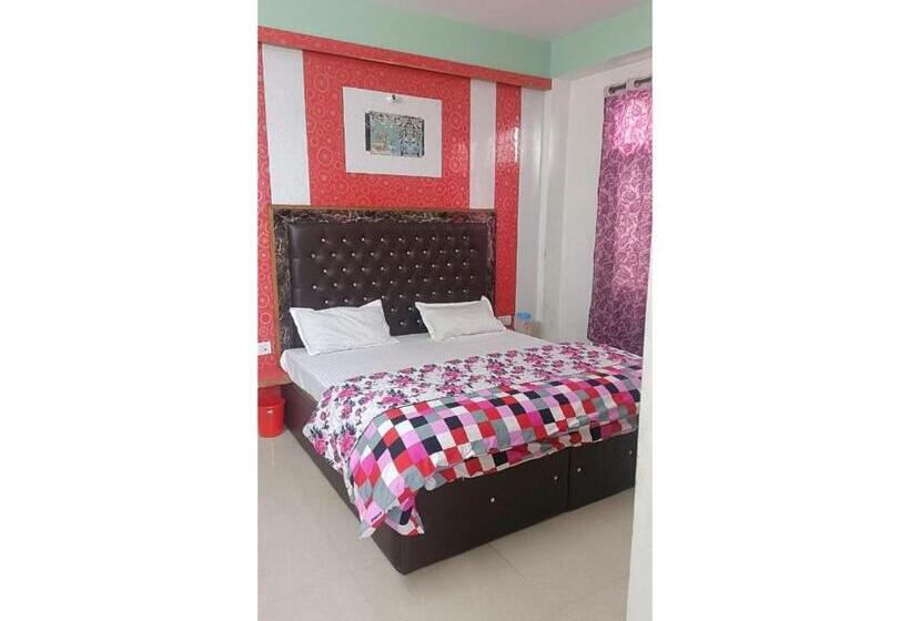 בית מלון כפרי Ds Cottage, Shimla