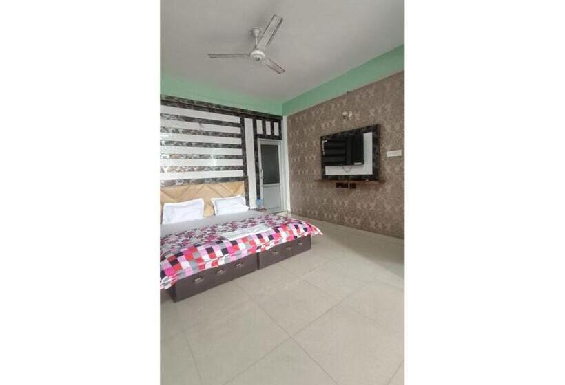 בית מלון כפרי Ds Cottage, Shimla