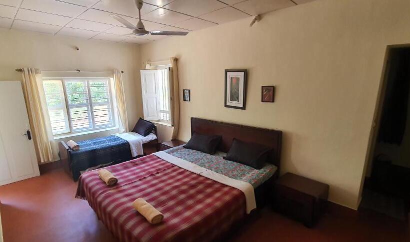 酒店 Nakoor Volkot