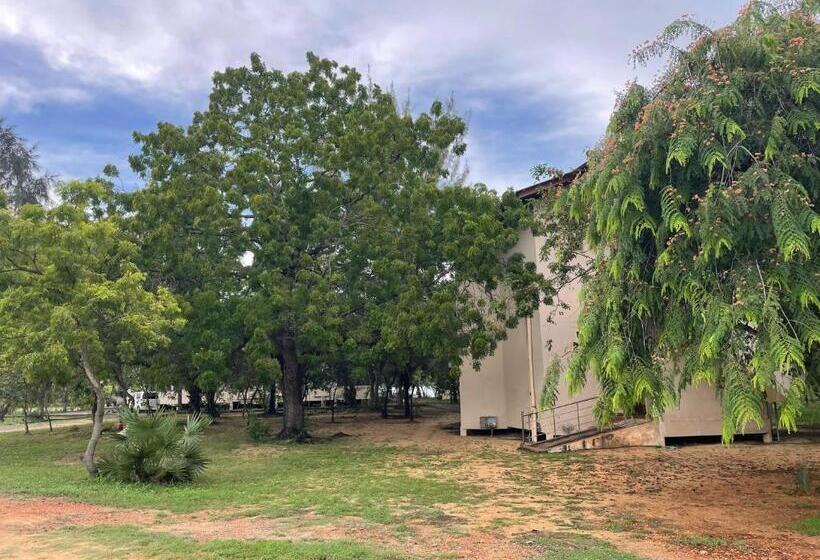 Hotell Neithal Batticaloa