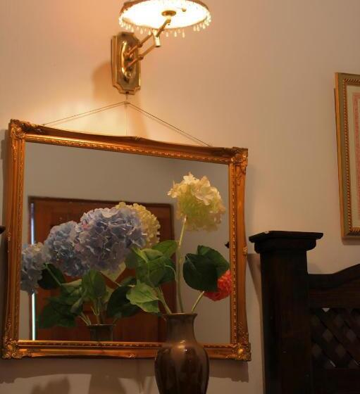 هتل Pasillo Rholyn