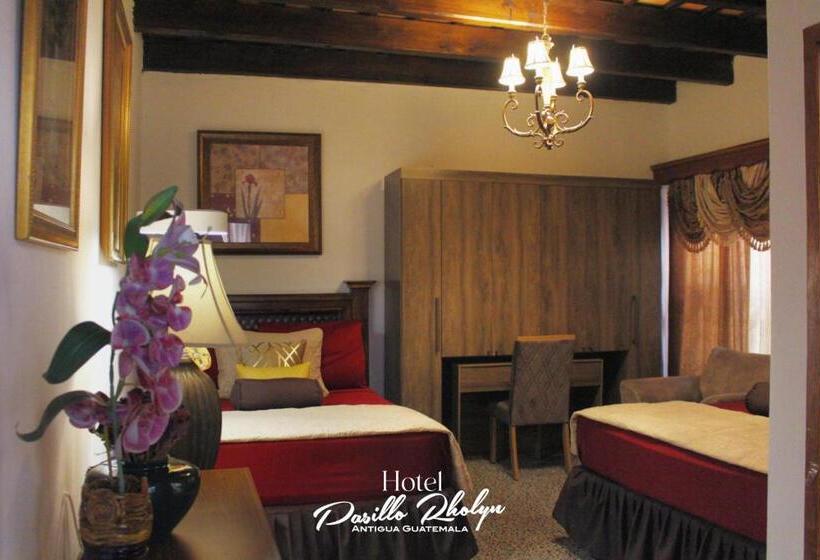 هتل Pasillo Rholyn